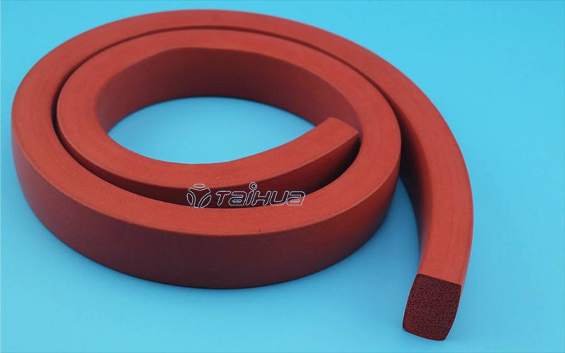 硅膠發(fā)泡條適用于哪些環(huán)境方面？